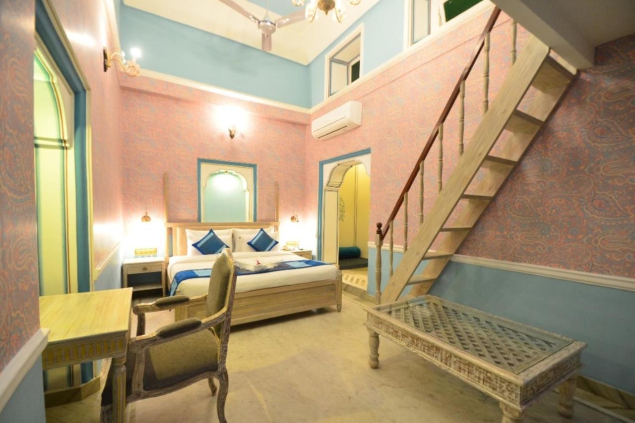 Nirbana Palace - A Heritage Hotel And Spa Jaipur Bagian luar foto