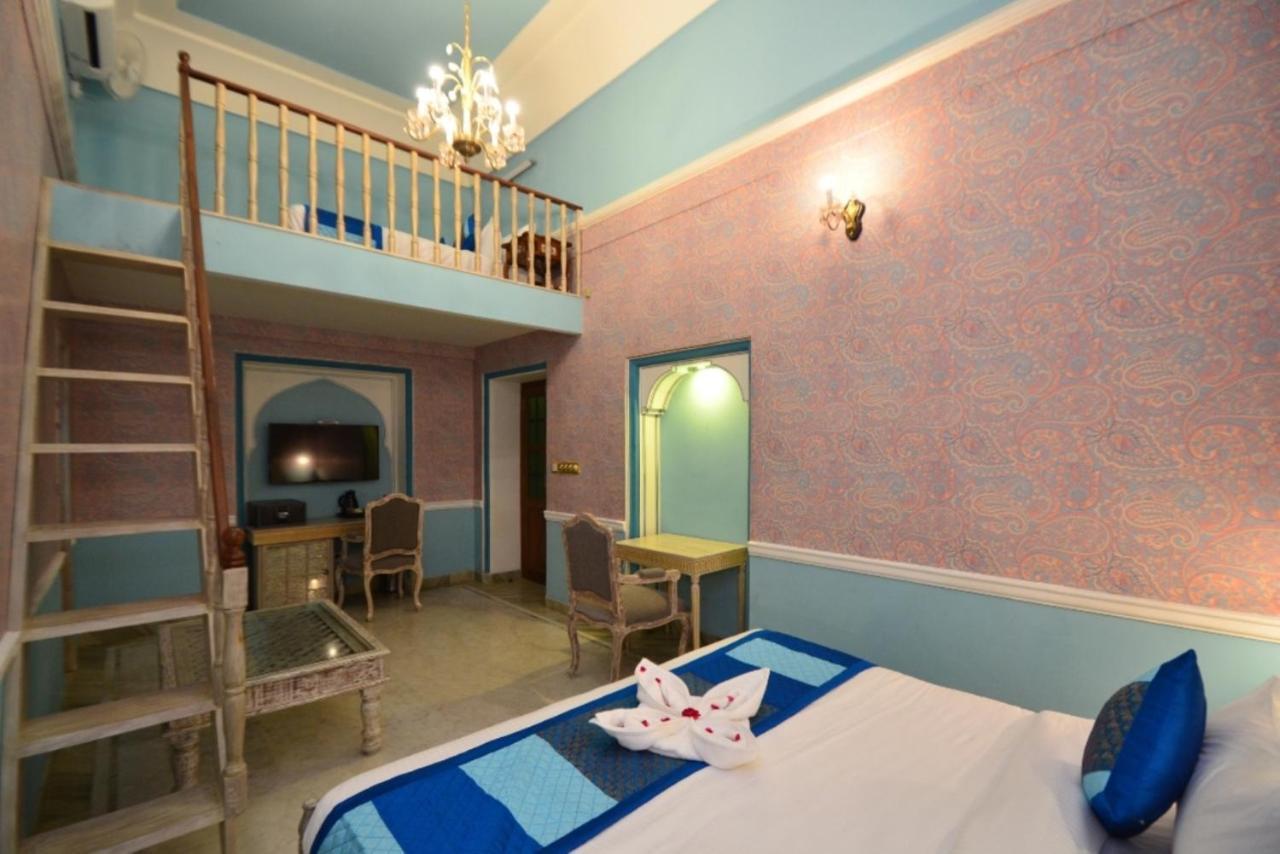 Nirbana Palace - A Heritage Hotel And Spa Jaipur Bagian luar foto