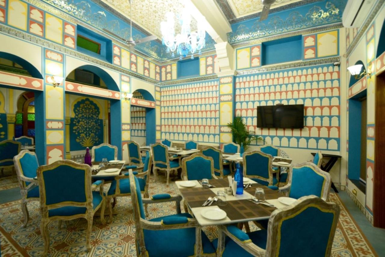 Nirbana Palace - A Heritage Hotel And Spa Jaipur Bagian luar foto