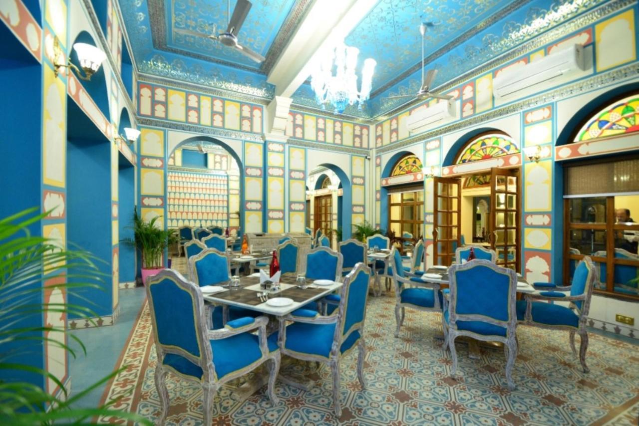 Nirbana Palace - A Heritage Hotel And Spa Jaipur Bagian luar foto