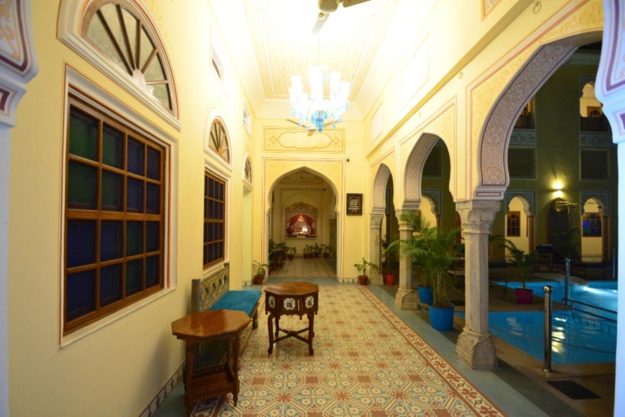 Nirbana Palace - A Heritage Hotel And Spa Jaipur Bagian luar foto