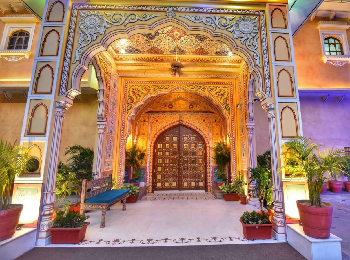 Nirbana Palace - A Heritage Hotel And Spa Jaipur Bagian luar foto