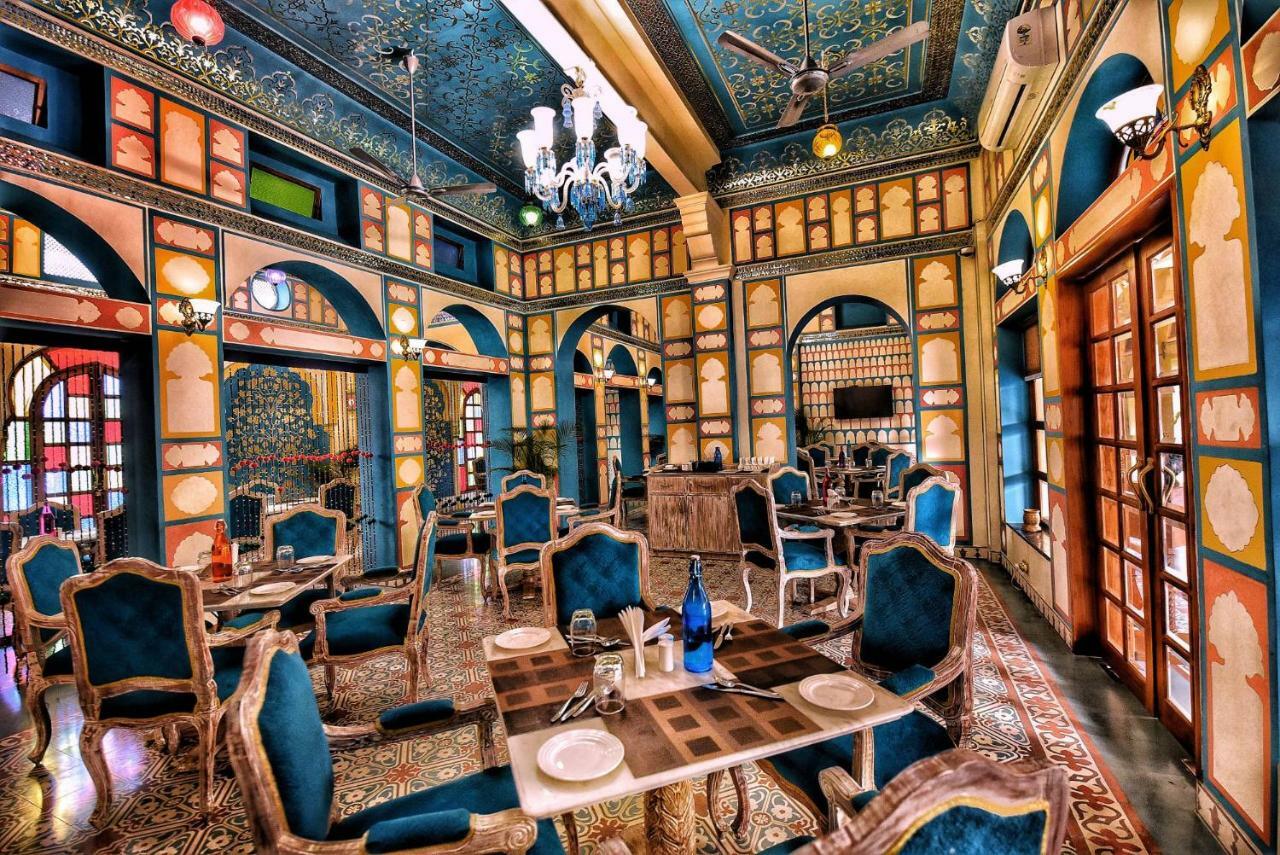 Nirbana Palace - A Heritage Hotel And Spa Jaipur Bagian luar foto